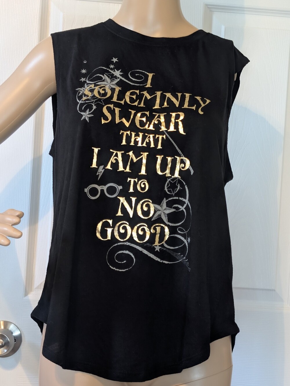 Black Sleeveless Tank with Gold Foil Harry Potter Quote Juniors large
